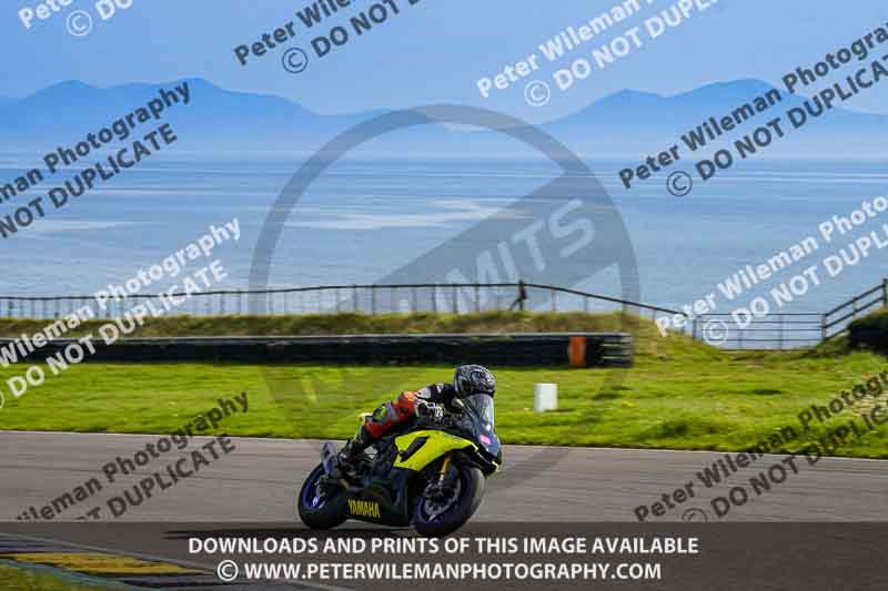 anglesey no limits trackday;anglesey photographs;anglesey trackday photographs;enduro digital images;event digital images;eventdigitalimages;no limits trackdays;peter wileman photography;racing digital images;trac mon;trackday digital images;trackday photos;ty croes